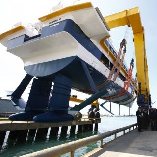 Varo dell'aliscafo più grande del mondo